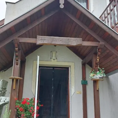 Naplopo-lak Appartement *